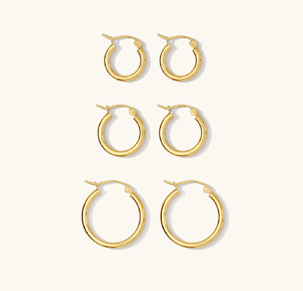 CLASSIC GOLD HOOPS