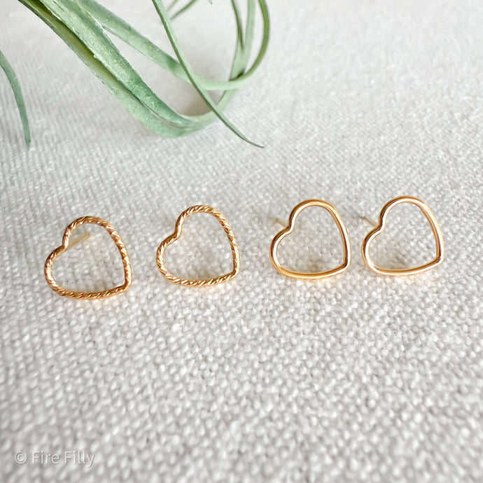 OPEN HEART STUDS