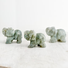 Load image into Gallery viewer, LABRADORITE ELEPHANT