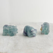 Load image into Gallery viewer, RAINBOW FLUORITE BEAR