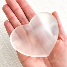 Load image into Gallery viewer, SMALL SELENITE HEART BOWL