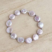 Load image into Gallery viewer, LILAC PEARL BRACELET