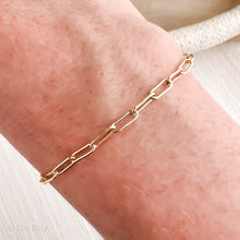 Load image into Gallery viewer, GOLD PAPERCLIP BRACELET