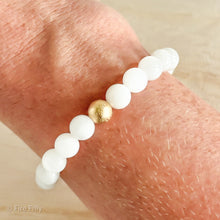 Load image into Gallery viewer, 8MM MOONSTONE LUXE BRACELET