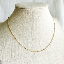 Load image into Gallery viewer, GOLD DOTTIE NECKLACE