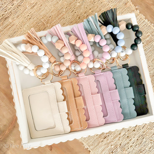 SCALLOPED CARD WALLET WRISTLET
