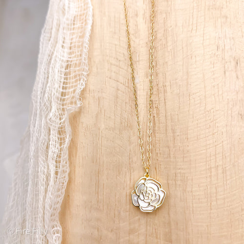 ROSALYN PEARL NECKLACE
