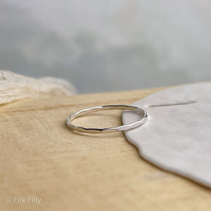 HAMMERED RING, 2 OPTIONS