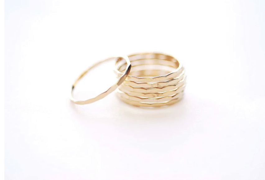 GOLD HAMMERED RING