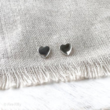 Load image into Gallery viewer, SILVER HEART STUDS
